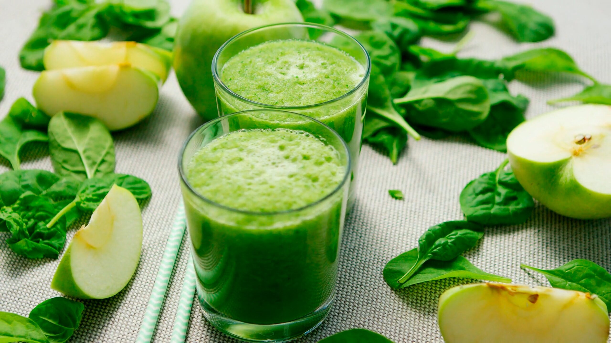 pexels-green smoothie